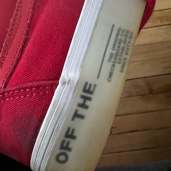 Vans Grade School Off The Wall red sneakers - Picture 3 of 9